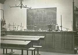 Oils and Colours Laboratory